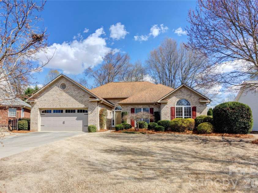 539 Gatsby Place, Concord, NC 28027.  MLS# CAR4356426, YatesRealty ID 6852. 