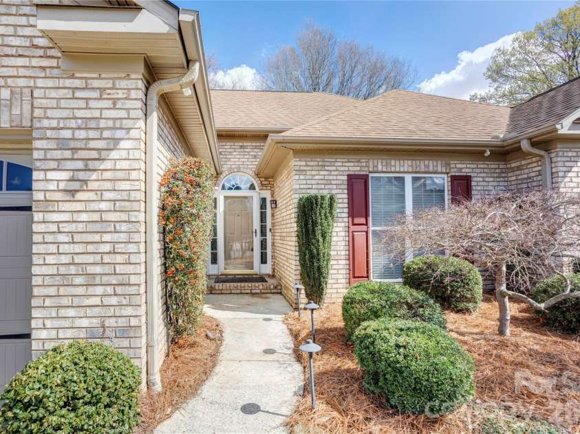 539 Gatsby Place, Concord, NC 28027.  MLS# CAR4356426, YatesRealty ID 6852. 