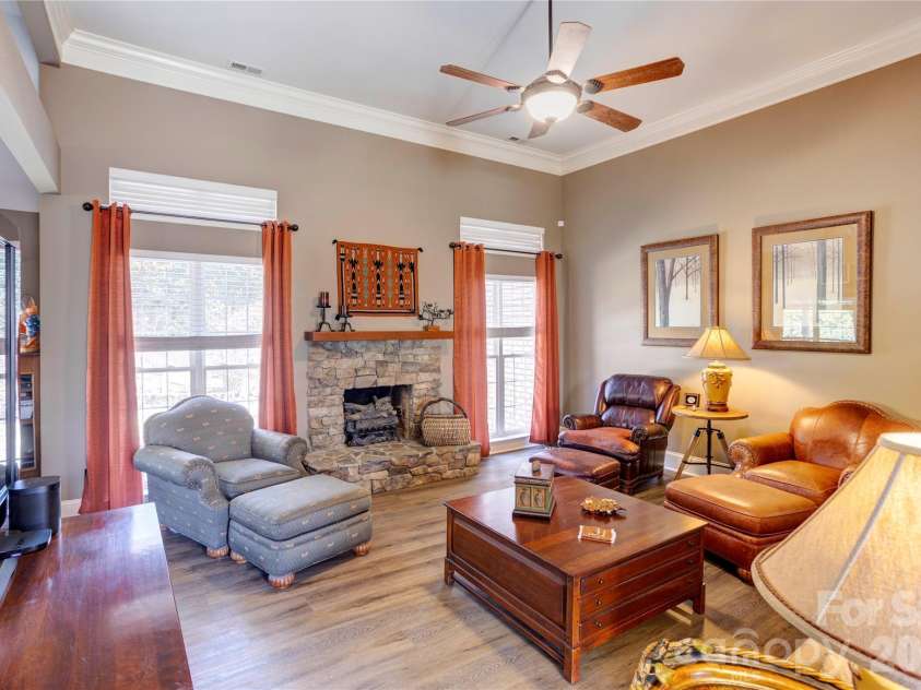 539 Gatsby Place, Concord, NC 28027.  MLS# CAR4356426, YatesRealty ID 6852. 