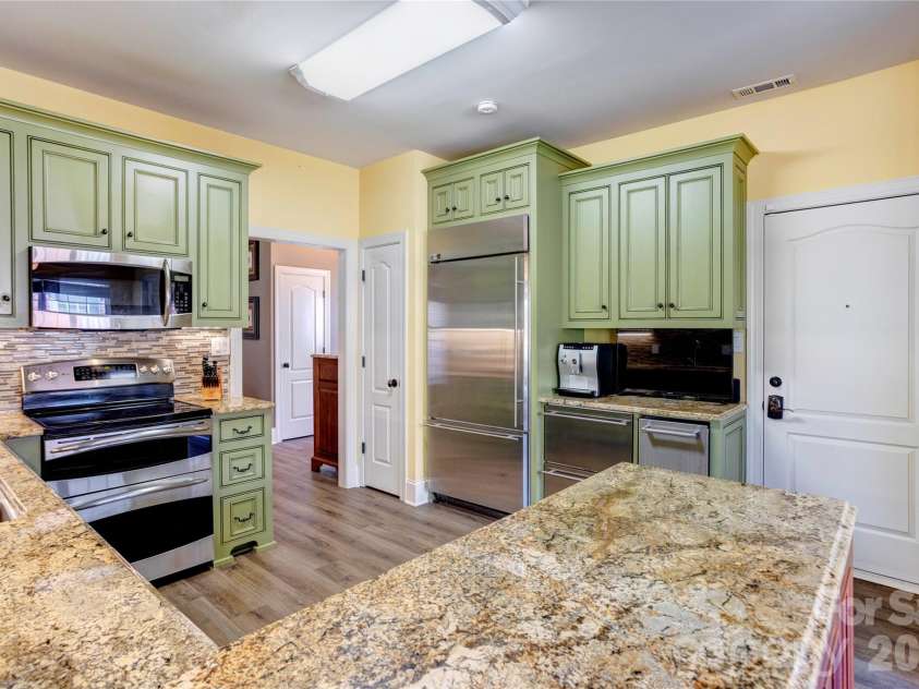 539 Gatsby Place, Concord, NC 28027.  MLS# CAR4356426, YatesRealty ID 6852. 