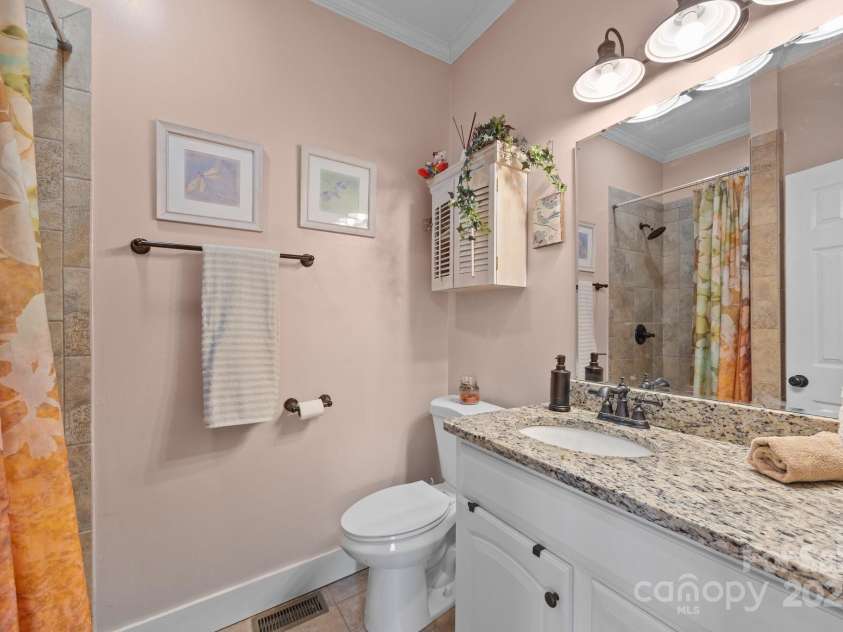 405 3rd Street, Kannapolis, NC 28083.  MLS# CAR4239443, YatesRealty ID 6854. Primary Bathroom