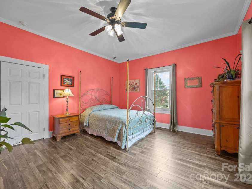 405 3rd Street, Kannapolis, NC 28083.  MLS# CAR4239443, YatesRealty ID 6854. Primary Bedroom