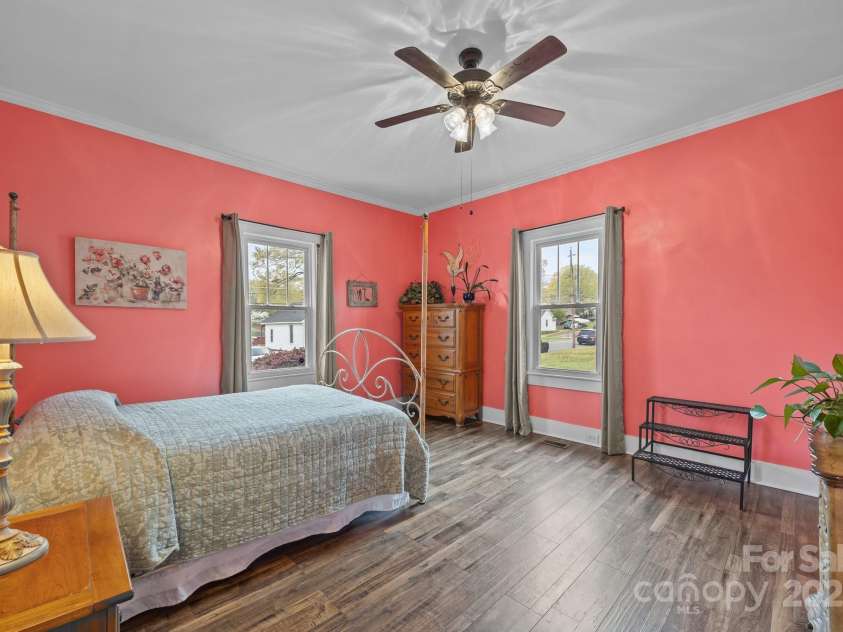 405 3rd Street, Kannapolis, NC 28083.  MLS# CAR4239443, YatesRealty ID 6854. Primary Bedroom