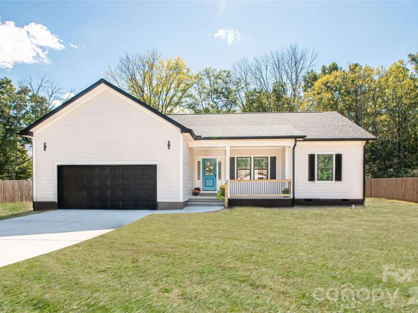728 Sugar Plum Lane, Chester, SC 29706.  MLS# CAR4312343, YatesRealty ID 6854. 