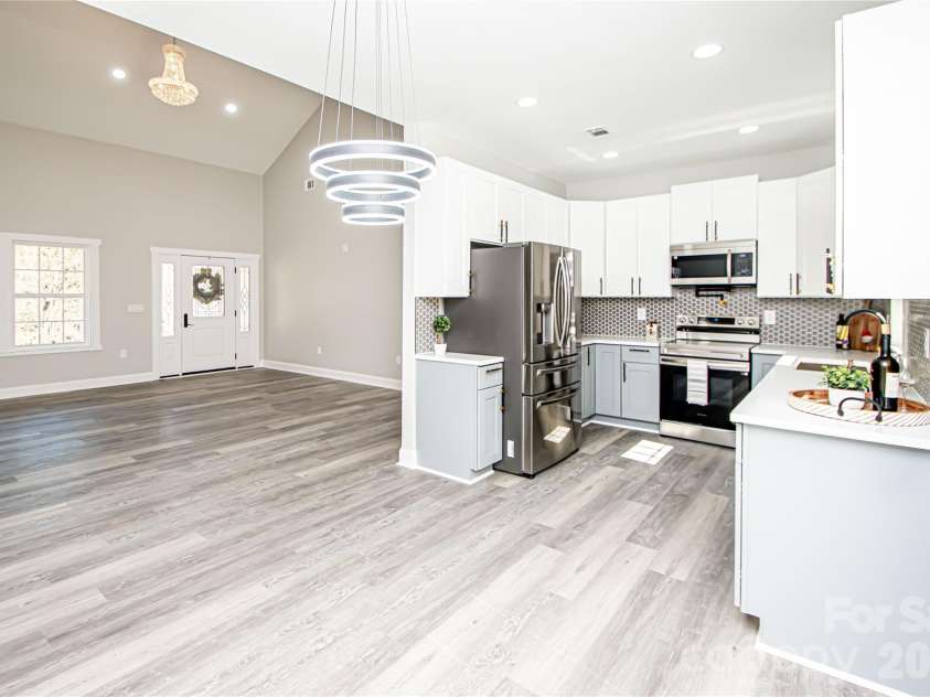 728 Sugar Plum Lane, Chester, SC 29706.  MLS# CAR4312343, YatesRealty ID 6854. 