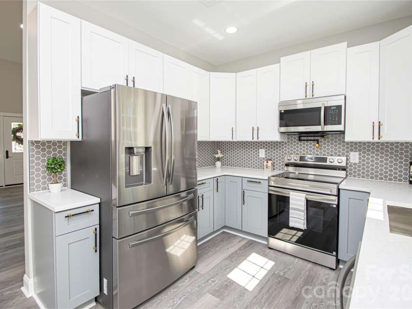728 Sugar Plum Lane, Chester, SC 29706.  MLS# CAR4312343, YatesRealty ID 6854. 