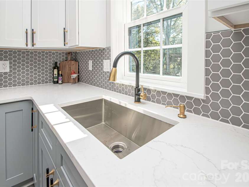 728 Sugar Plum Lane, Chester, SC 29706.  MLS# CAR4312343, YatesRealty ID 6854. 