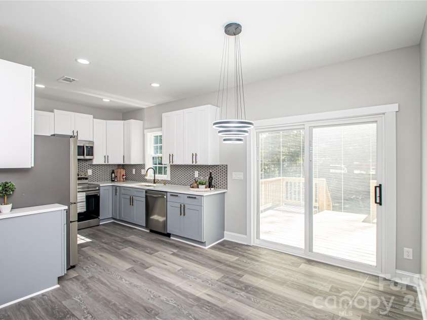 728 Sugar Plum Lane, Chester, SC 29706.  MLS# CAR4312343, YatesRealty ID 6854. 