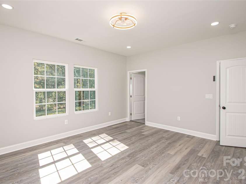 728 Sugar Plum Lane, Chester, SC 29706.  MLS# CAR4312343, YatesRealty ID 6854. 
