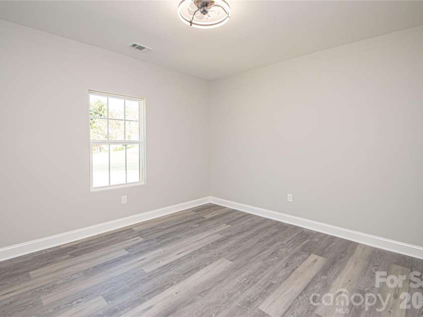728 Sugar Plum Lane, Chester, SC 29706.  MLS# CAR4312343, YatesRealty ID 6854. 