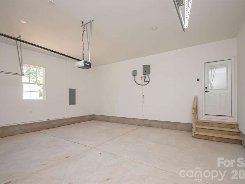 728 Sugar Plum Lane, Chester, SC 29706.  MLS# CAR4312343, YatesRealty ID 6854. 