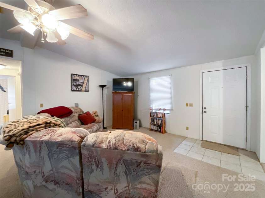 2329 Dolan Lane, Liberty Hill, SC 29074.  MLS# CAR4220837, YatesRealty ID 6855. 