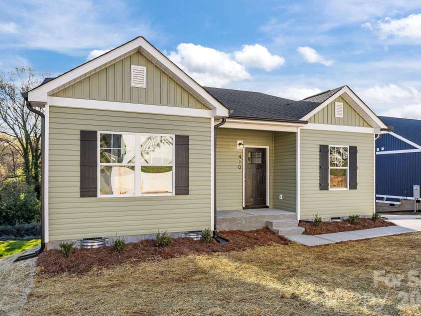 410 Hill Street, Gastonia, NC 28052.  MLS# CAR4357026, YatesRealty ID 6855. 