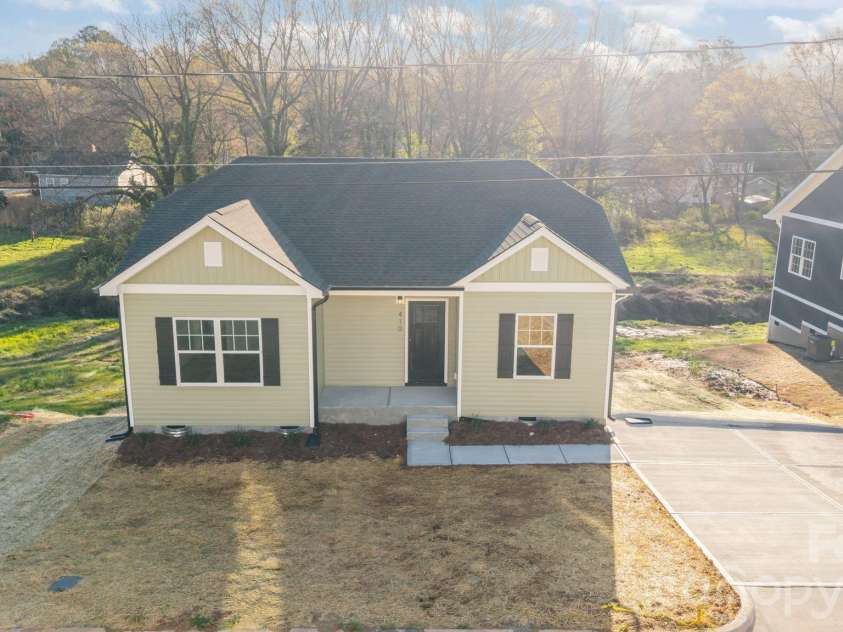 410 Hill Street, Gastonia, NC 28052.  MLS# CAR4357026, YatesRealty ID 6855. 