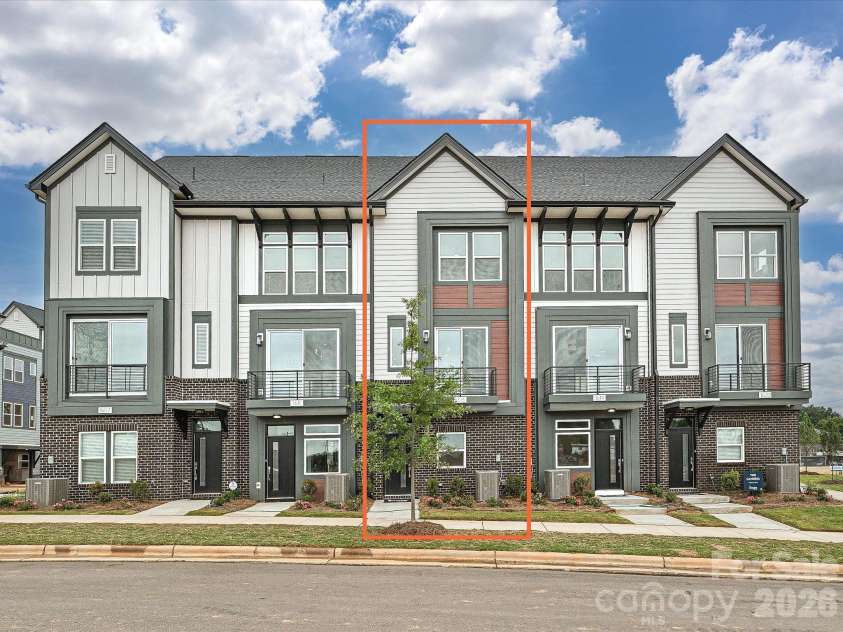 1615 Polk Street, Charlotte, NC 28206.  MLS# CAR4207823, YatesRealty ID 6857. 