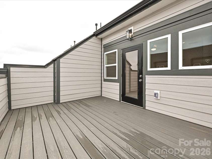 1615 Polk Street, Charlotte, NC 28206.  MLS# CAR4207823, YatesRealty ID 6857. Rooftop Terrace