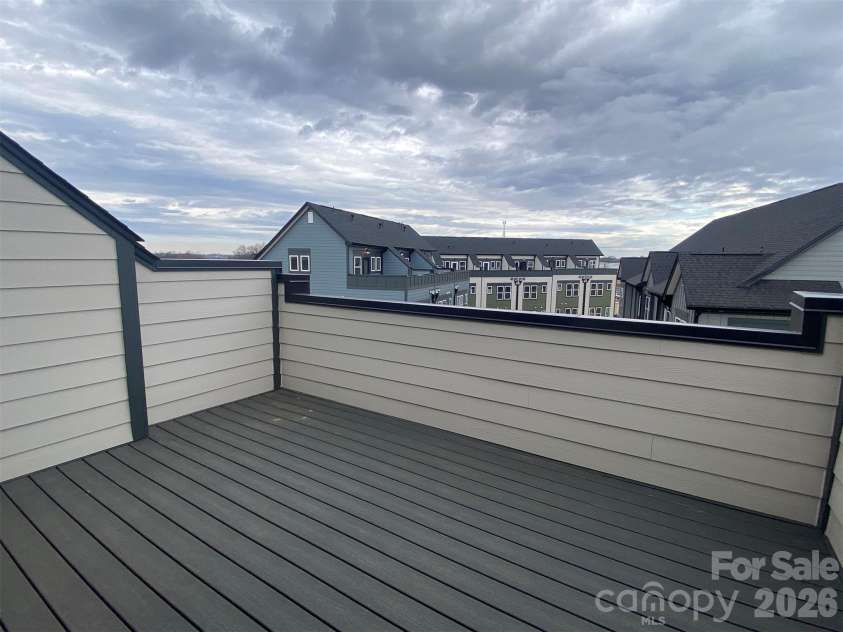934 Callahan Street, Charlotte, NC 28206.  MLS# CAR4209050, YatesRealty ID 6858. Rooftop Terrace