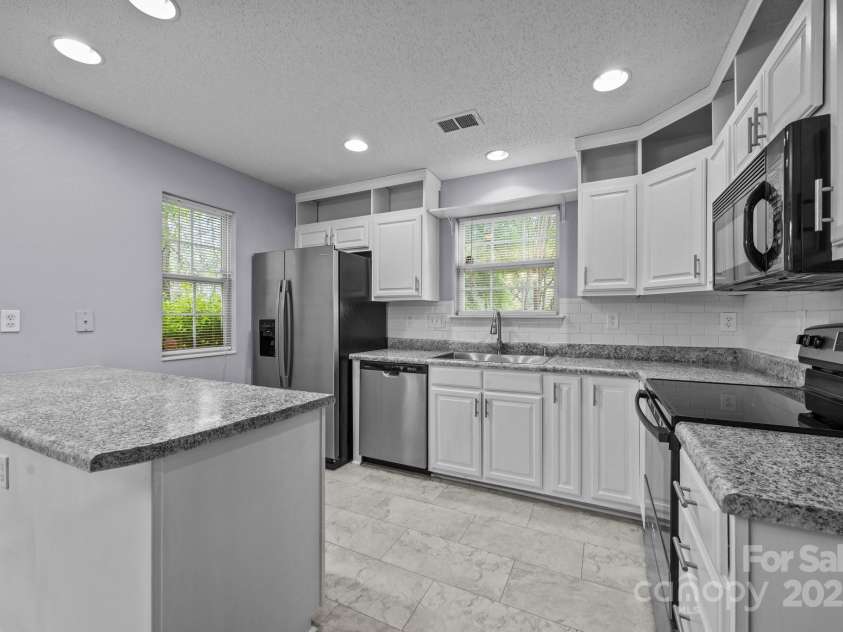 8230 Rudolph Road, Charlotte, NC 28216.  MLS# CAR4241001, YatesRealty ID 6859. 