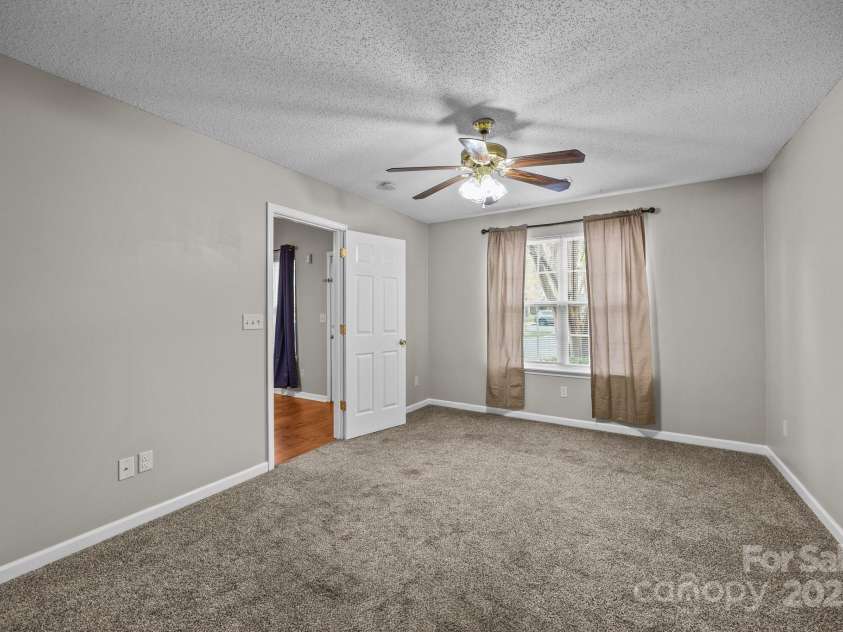 8230 Rudolph Road, Charlotte, NC 28216.  MLS# CAR4241001, YatesRealty ID 6859. 