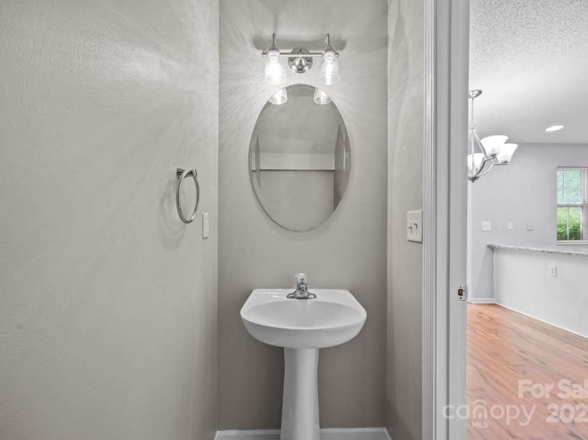 8230 Rudolph Road, Charlotte, NC 28216.  MLS# CAR4241001, YatesRealty ID 6859. 