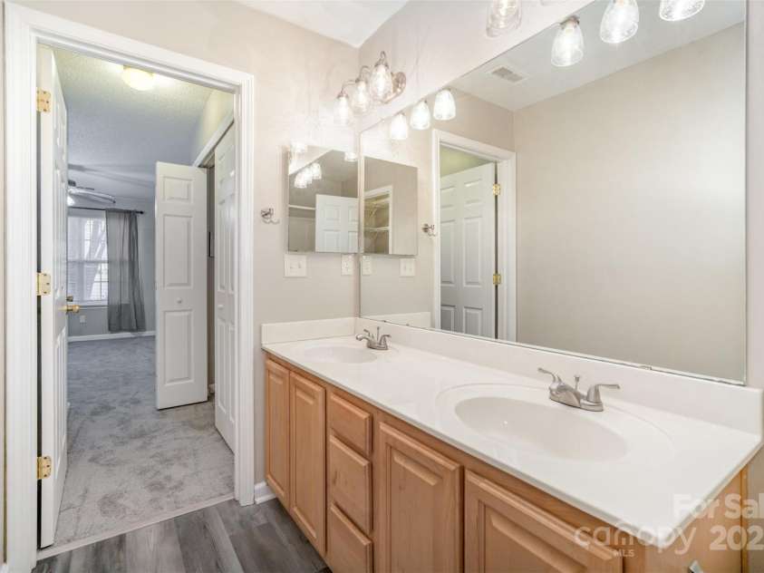8230 Rudolph Road, Charlotte, NC 28216.  MLS# CAR4319455, YatesRealty ID 6859. Primary Bathroom