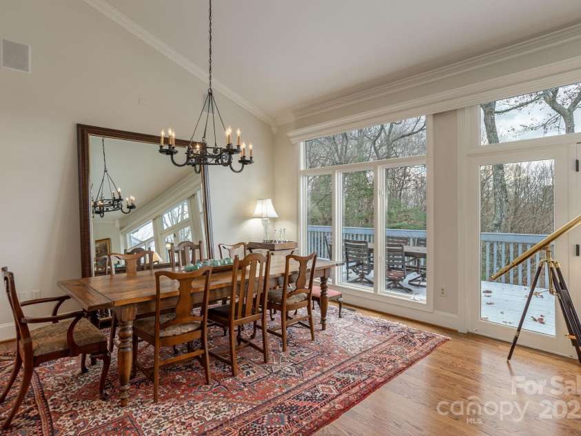 135 POPLAR Loop, Flat Rock, NC 28731.  MLS# CAR4278408, YatesRealty ID 686. 