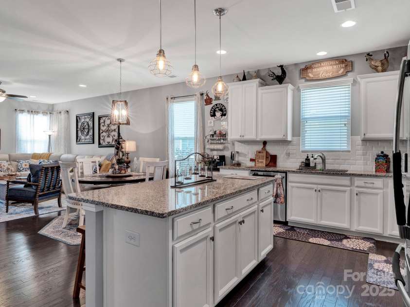 3129 Bridgewater Street, Lancaster, SC 29720.  MLS# CAR4315442, YatesRealty ID 6861. Kitchen