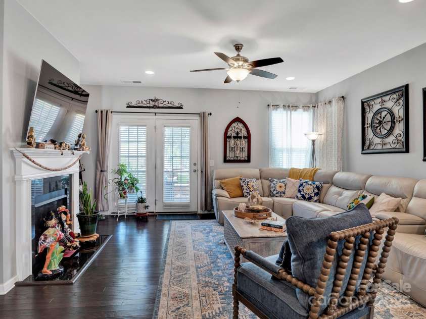 3129 Bridgewater Street, Lancaster, SC 29720.  MLS# CAR4315442, YatesRealty ID 6861. Open floor plan