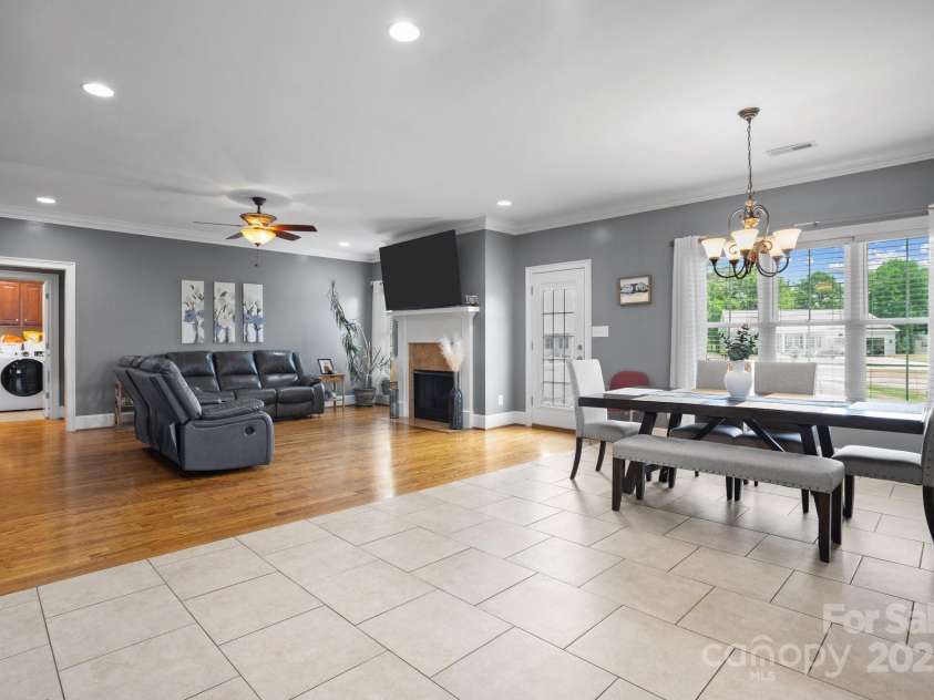 104 Castle Pines Lane, Statesville, NC 28625.  MLS# CAR4150800, YatesRealty ID 6862. 