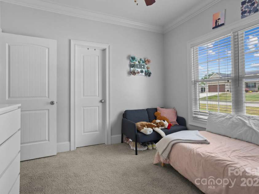 104 Castle Pines Lane, Statesville, NC 28625.  MLS# CAR4150800, YatesRealty ID 6862. 