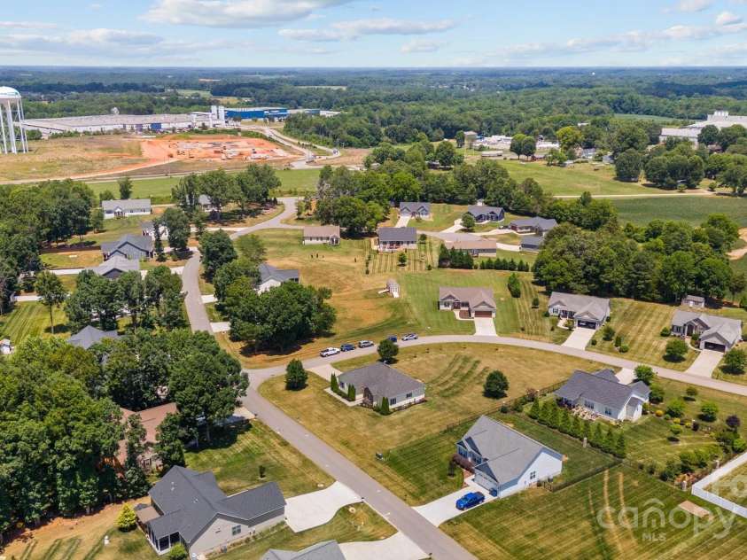 104 Castle Pines Lane, Statesville, NC 28625.  MLS# CAR4150800, YatesRealty ID 6862. 