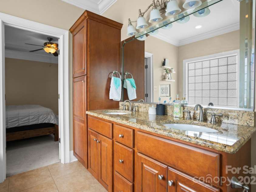 104 Castle Pines Lane, Statesville, NC 28625.  MLS# CAR4150800, YatesRealty ID 6862. Master Bathroom