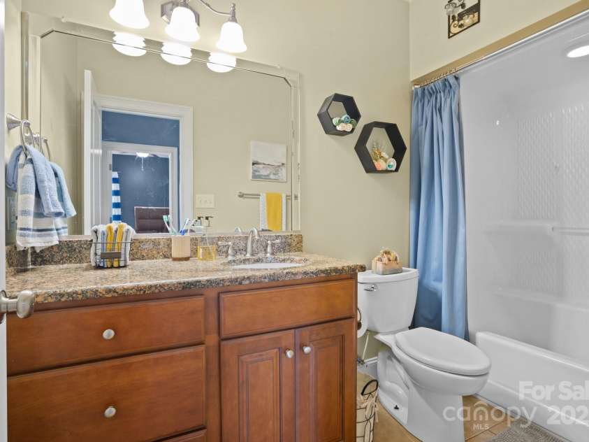 104 Castle Pines Lane, Statesville, NC 28625.  MLS# CAR4150800, YatesRealty ID 6862. Second Bathroom