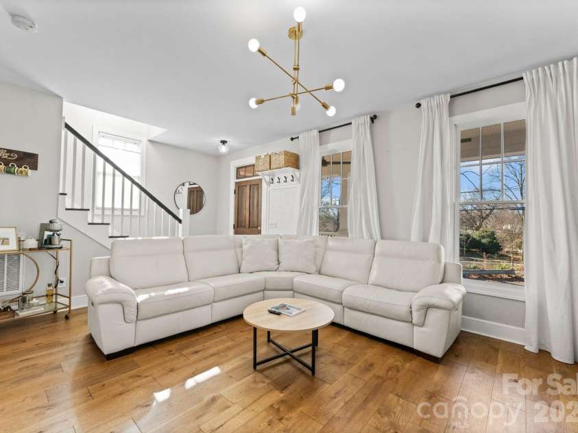 1700 Westbrook Drive, Charlotte, NC 28208.  MLS# CAR4339908, YatesRealty ID 6862. 