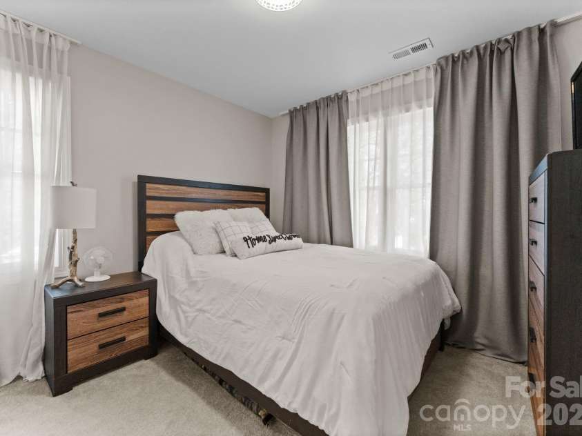 1700 Westbrook Drive, Charlotte, NC 28208.  MLS# CAR4339908, YatesRealty ID 6862. 