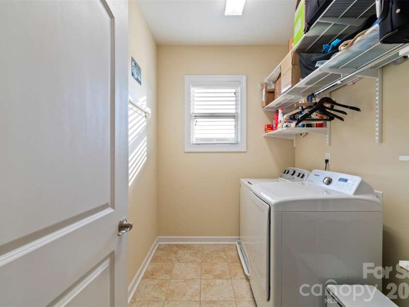 18021 Pawleys Plantation Lane, Charlotte, NC 28278.  MLS# CAR4348853, YatesRealty ID 6864. 