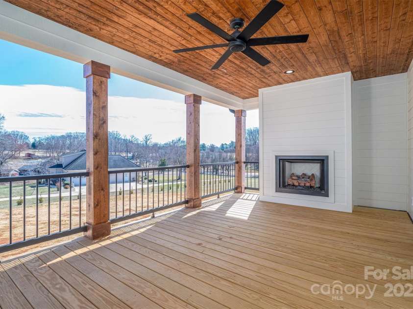 229 Golf Course Road, Maiden, NC 28650.  MLS# CAR4196288, YatesRealty ID 6866. 