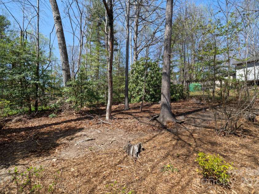 11 Hudson Lane, Fletcher, NC 28732.  MLS# CAR4241916, YatesRealty ID 6867. 