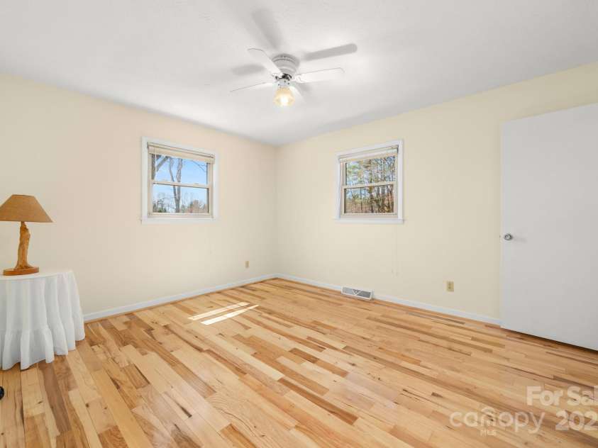 11 Hudson Lane, Fletcher, NC 28732.  MLS# CAR4241916, YatesRealty ID 6867. Primary