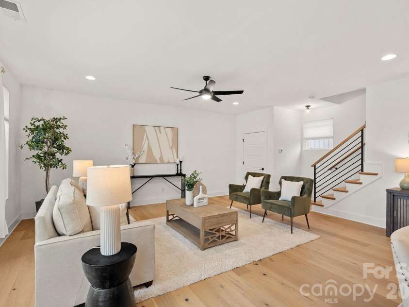 306 Wesley Heights Way, Charlotte, NC 28208.  MLS# CAR4352519, YatesRealty ID 6867. 
