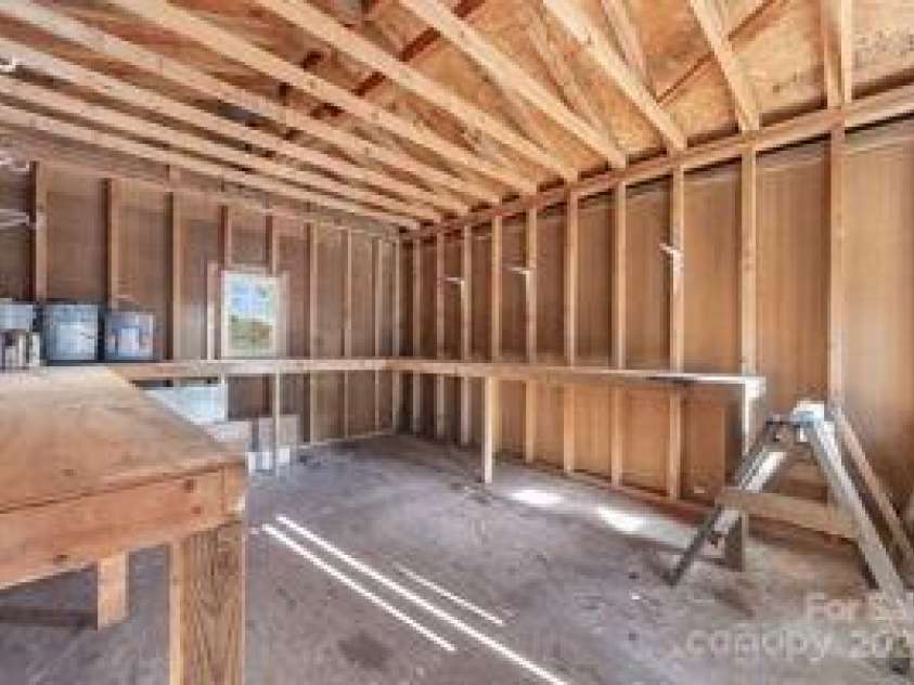 1444 Piedmont Drive, Lenoir, NC 28645.  MLS# CAR4316317, YatesRealty ID 6868. 