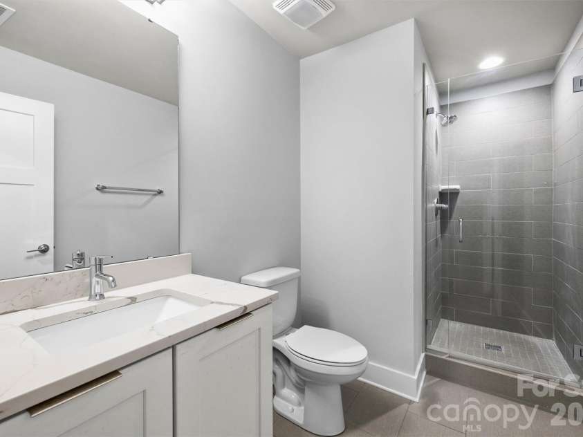1555 Duckworth Avenue, Charlotte, NC 28208.  MLS# CAR4354738, YatesRealty ID 6868. 