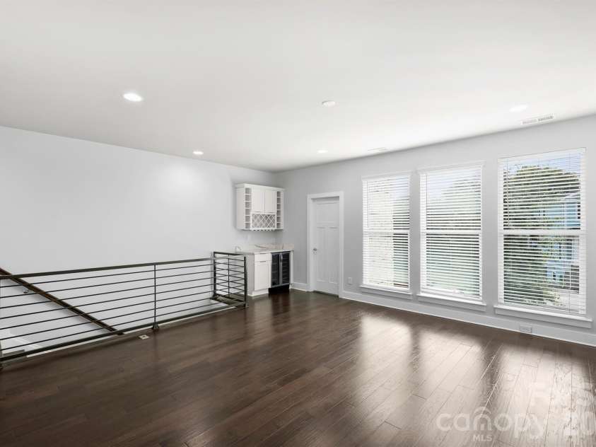 1555 Duckworth Avenue, Charlotte, NC 28208.  MLS# CAR4354738, YatesRealty ID 6868. 
