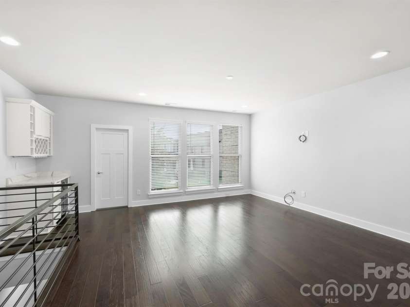 1555 Duckworth Avenue, Charlotte, NC 28208.  MLS# CAR4354738, YatesRealty ID 6868. 