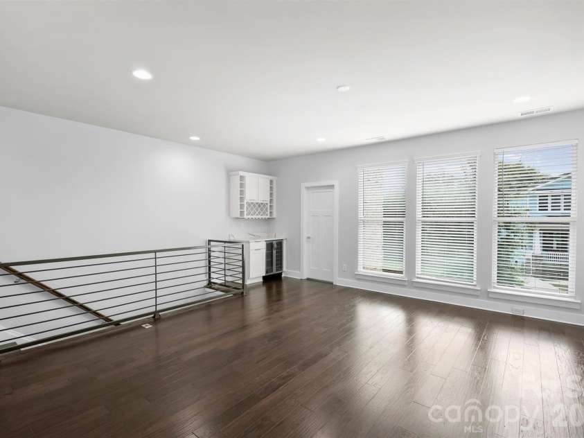 1555 Duckworth Avenue, Charlotte, NC 28208.  MLS# CAR4354738, YatesRealty ID 6868. 