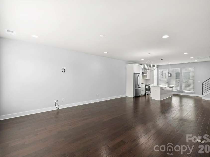 1555 Duckworth Avenue, Charlotte, NC 28208.  MLS# CAR4354738, YatesRealty ID 6868. 