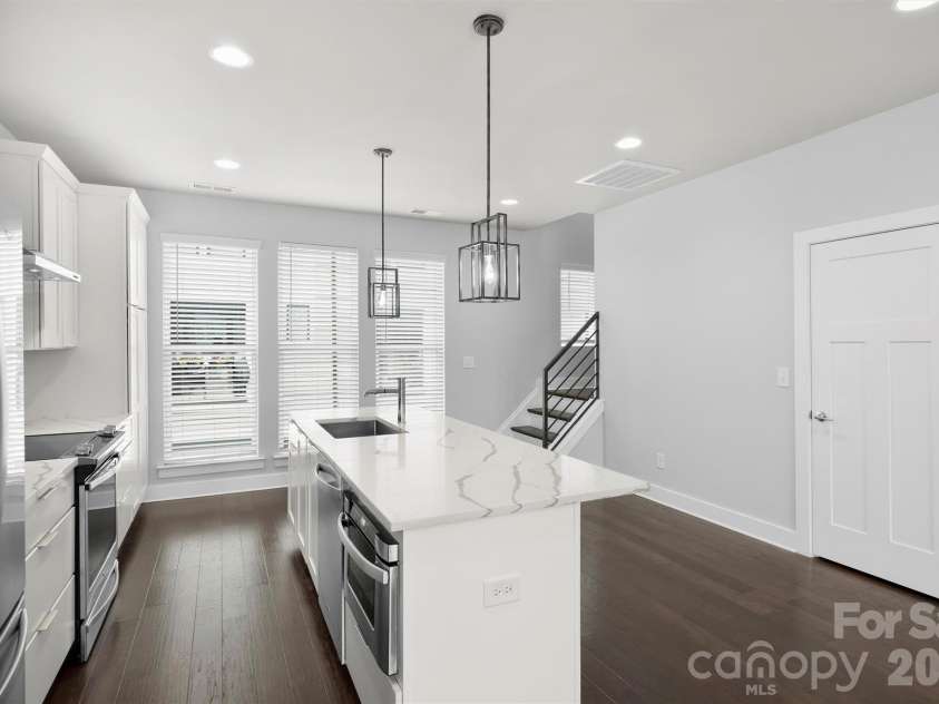 1555 Duckworth Avenue, Charlotte, NC 28208.  MLS# CAR4354738, YatesRealty ID 6868. 