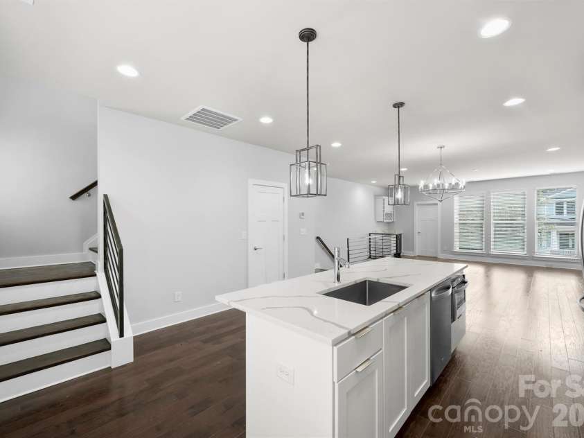 1555 Duckworth Avenue, Charlotte, NC 28208.  MLS# CAR4354738, YatesRealty ID 6868. 