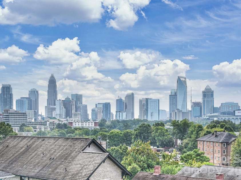 1555 Duckworth Avenue, Charlotte, NC 28208.  MLS# CAR4354738, YatesRealty ID 6868. 