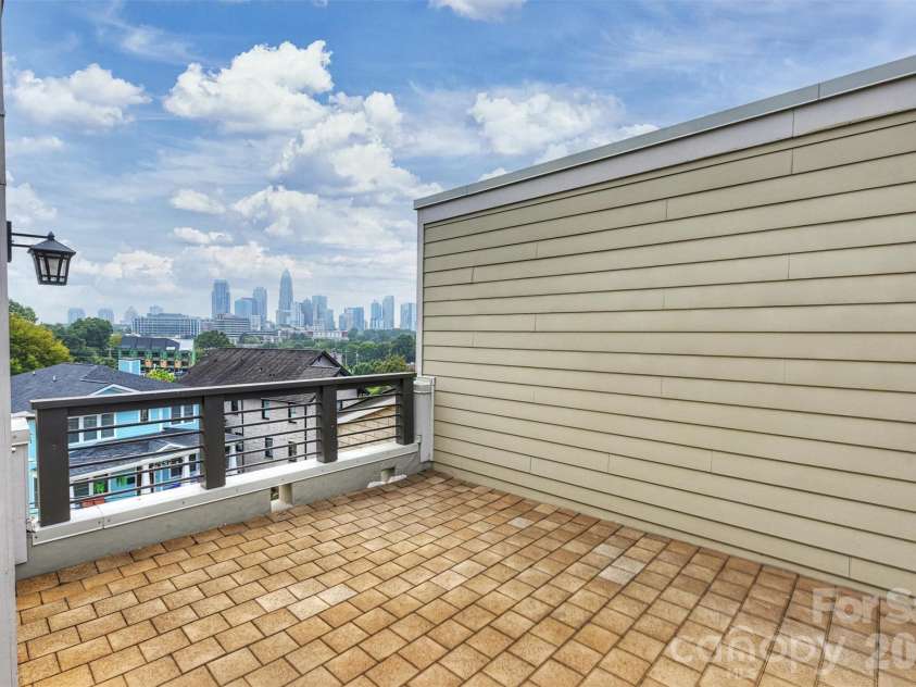 1555 Duckworth Avenue, Charlotte, NC 28208.  MLS# CAR4354738, YatesRealty ID 6868. 